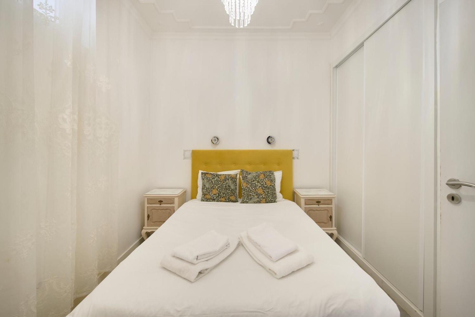 New 3 Bedroom Flat With River On Sight @alameda Apartamento Lisboa